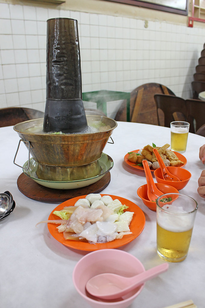 Goh Huat Seng Restaurant / Steamboat
