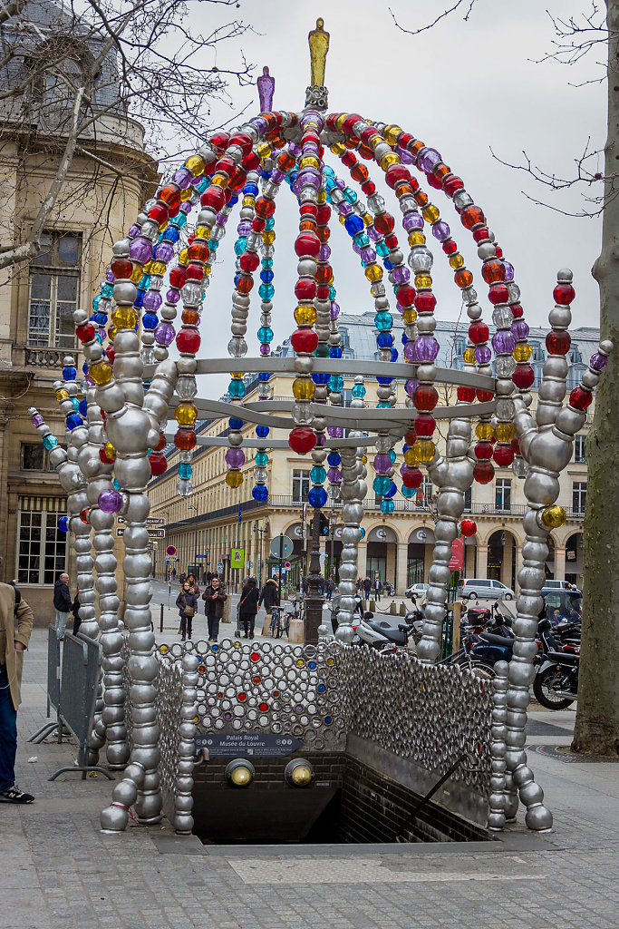 Le Kiosque des Noctambules
