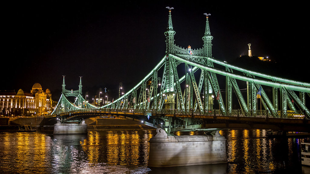 Liberty Bridge