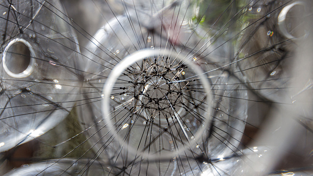 Thomas Saraceno - Aria