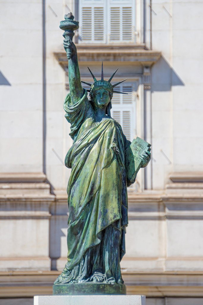 Réplique de la statue de la liberté