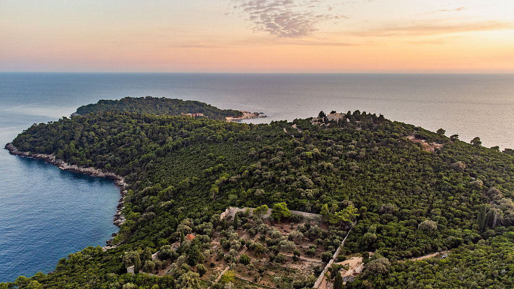 20211027-174400-DJI-0883-HDR.jpg