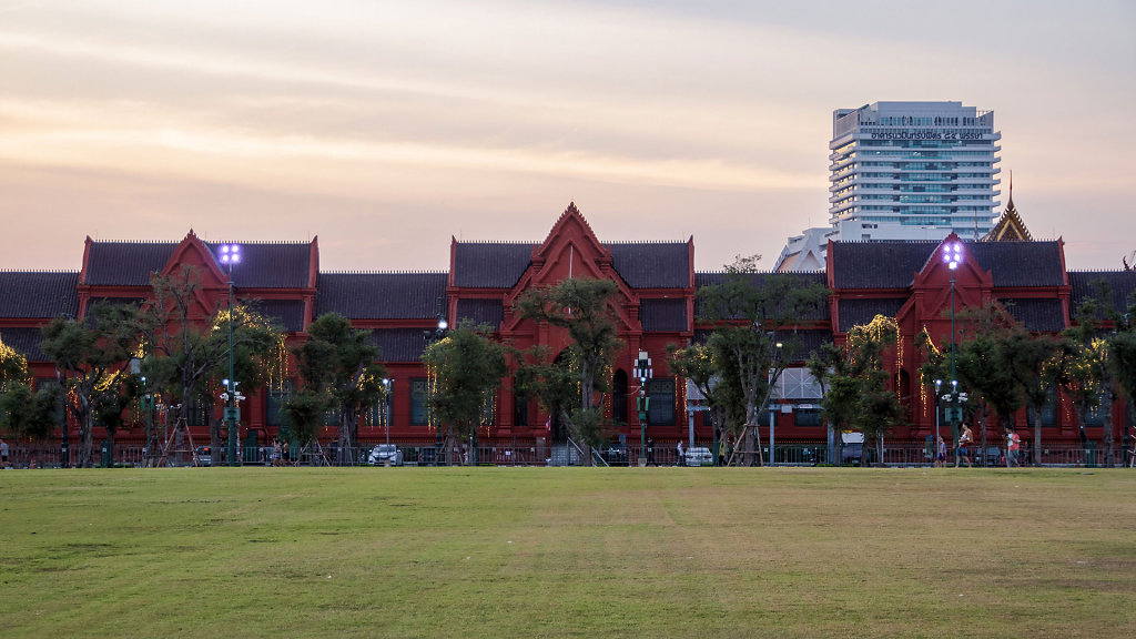 20230210-181825-THAI0057-HDR.jpg
