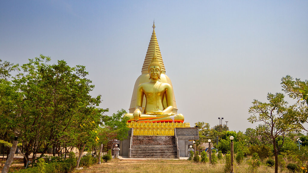 Phra That Chedi Si Mongkhon