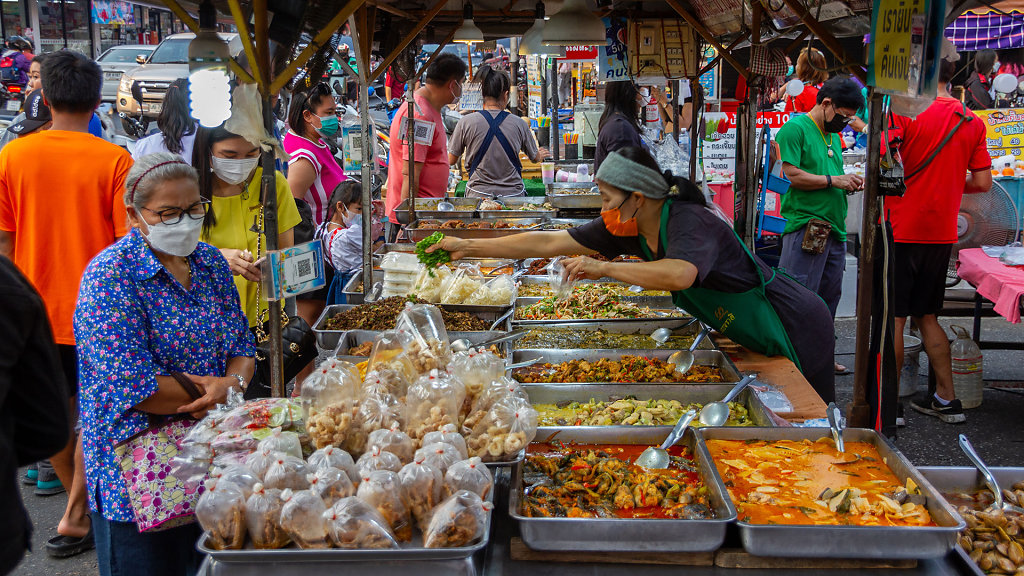 Phitsanulok Railway Station Night Market
