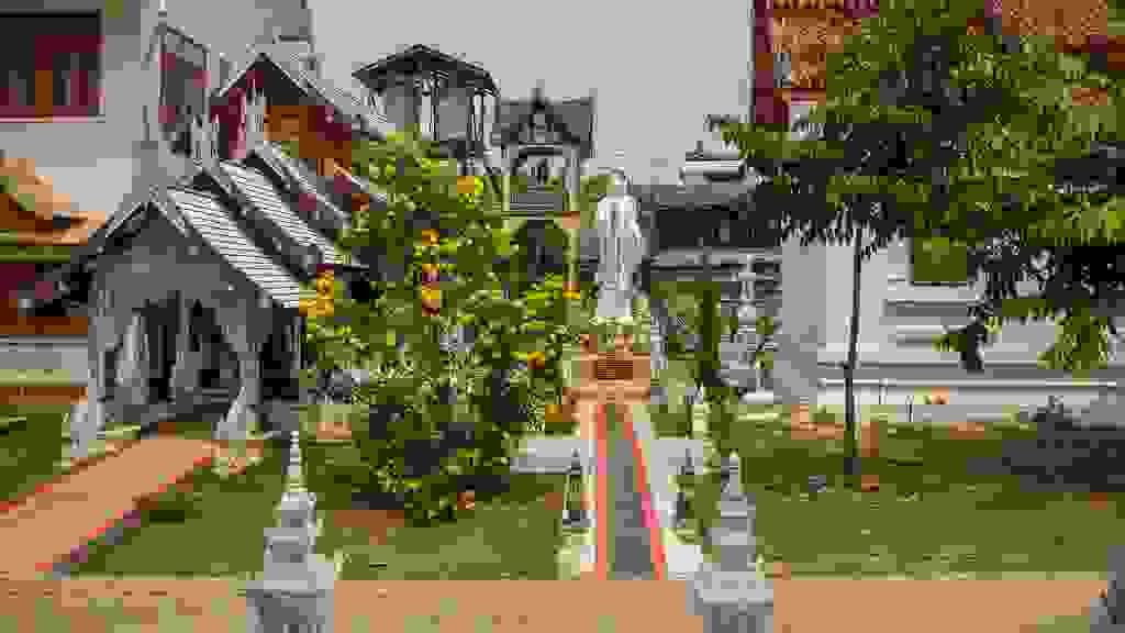 Wat Chiang Ra // i วัดเชียงราย