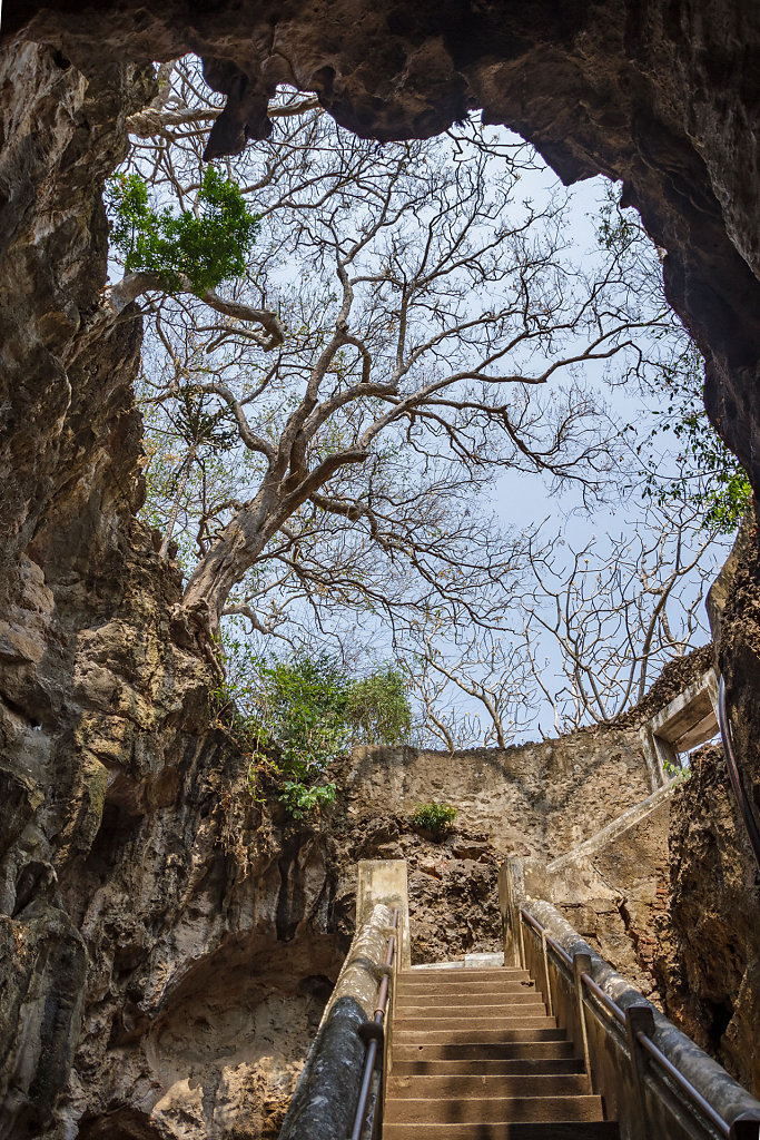 Tham Khao Luang // ถ้ำเขาหลวง