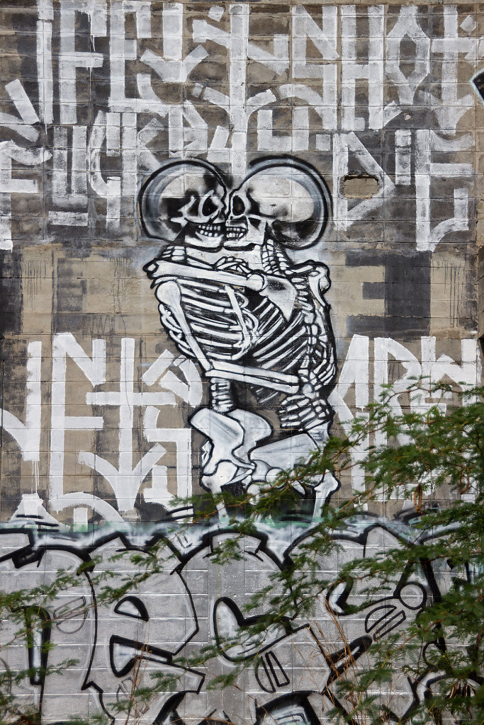 Graffiti Abandoned Factory // โกดังบ่อฝ้าย