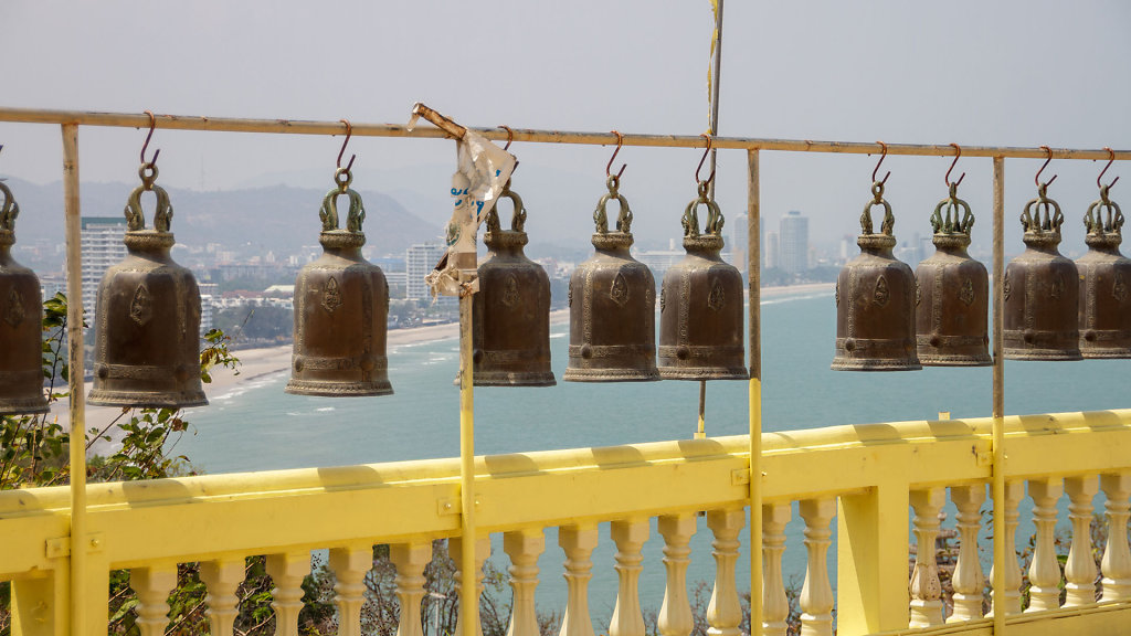 Wat Khao Takiap // วัดเขาตะเกียบ