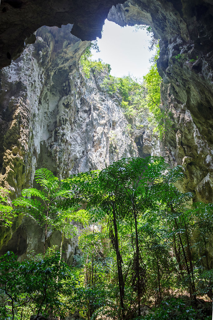 Phraya-Nakhon-Cave // ถ้ำพระยานคร