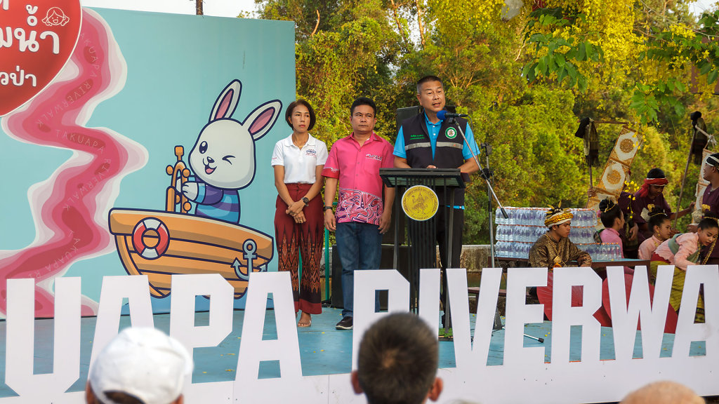 Takuapa River Market