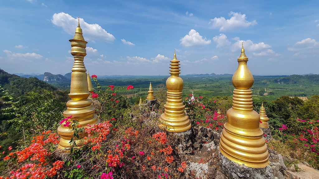 Thamma Park (Ban Khao Na Nai)