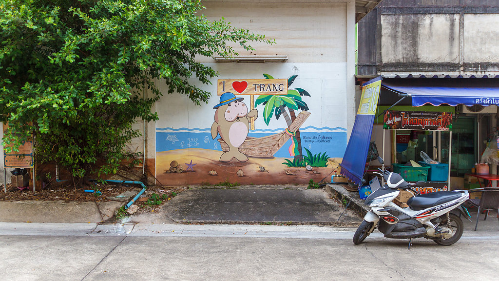 Trang Street Art