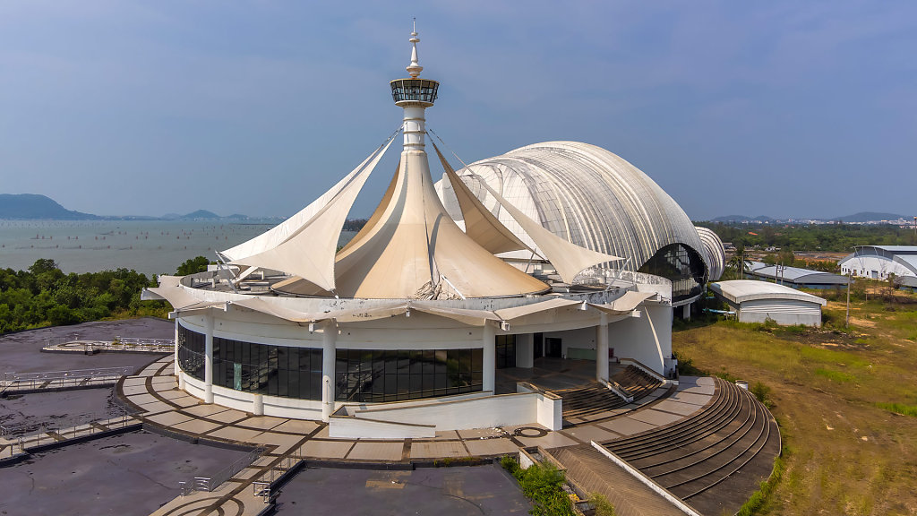 Tinsulanonda Fisheries College