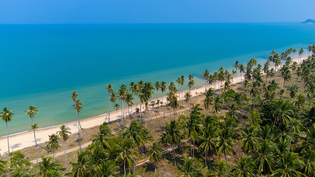Kho Khao Beach // หาดคอเขา