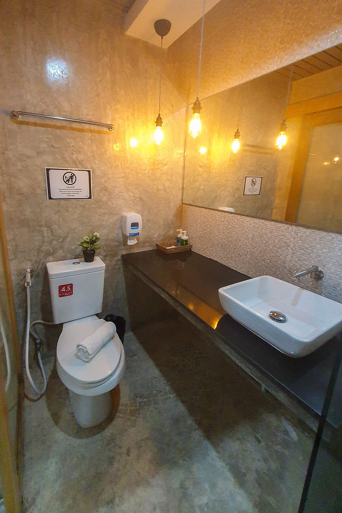 Journey Hotel Suratthani