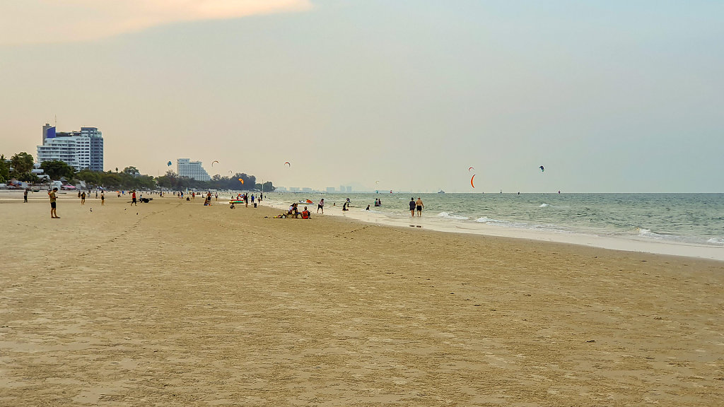 Hua Hin Beach // หาดหัวหิน 