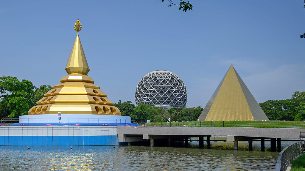 Wat Phra Dhammakaya // วัดพระธรรมกาย