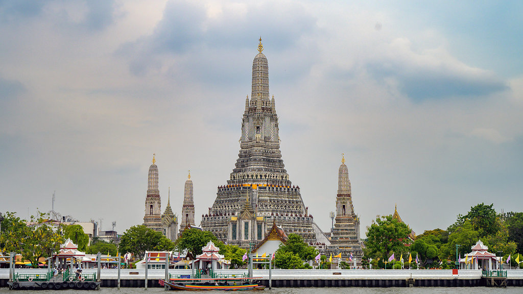 Wat Arun // วัดอรุณราชวรารามราชวรมหาวิหาร