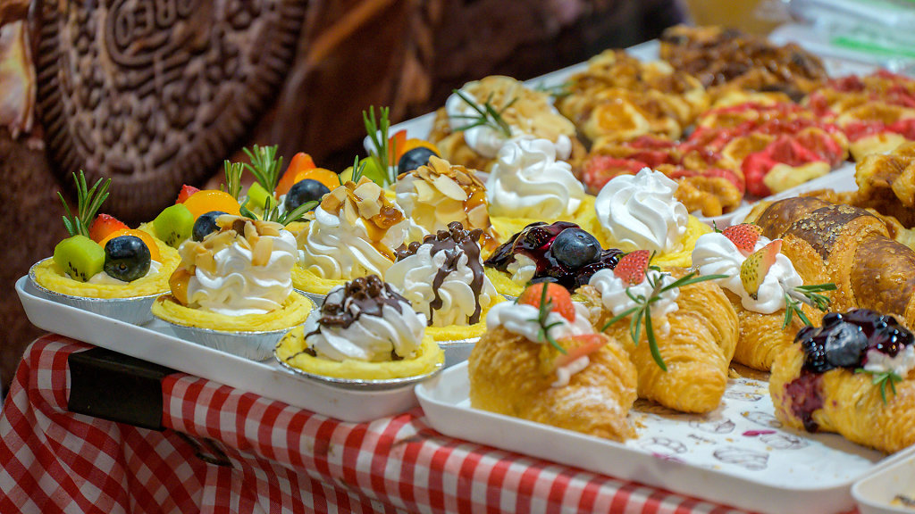 Srinagarindra Train Night Market