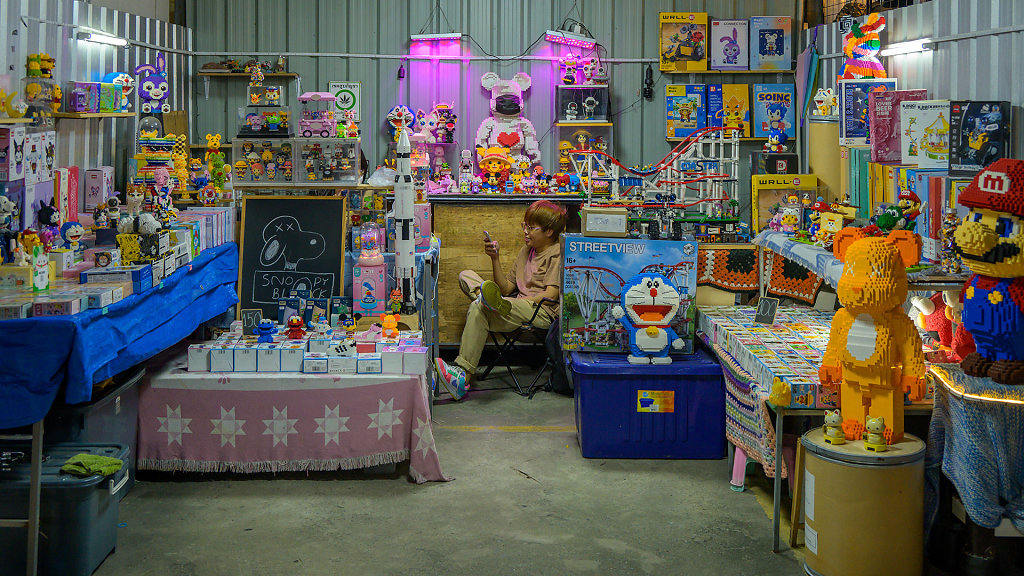 Srinagarindra Train Night Market