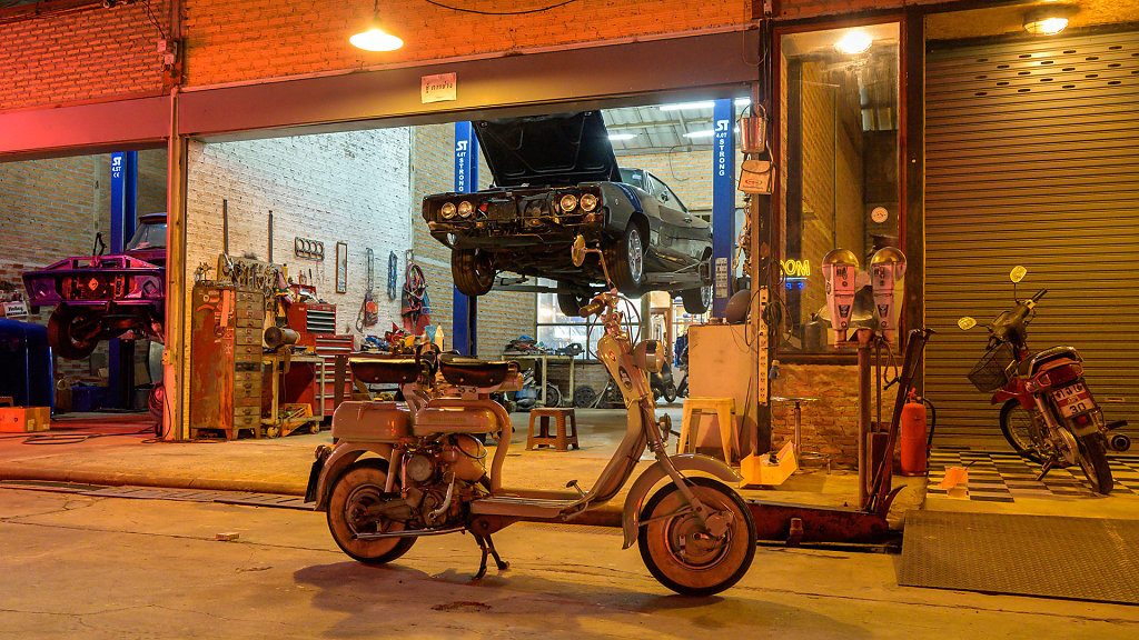 Srinagarindra Train Night Market