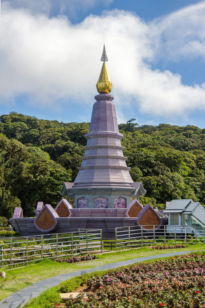 20230606-091322-THAI2905-HDR.jpg