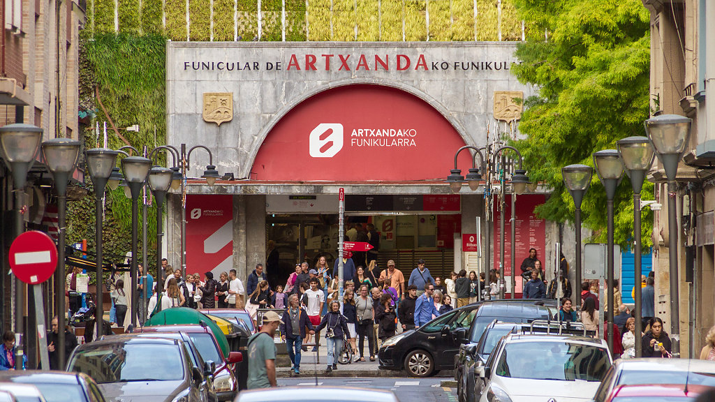 Artxandako funikularra Geltokia