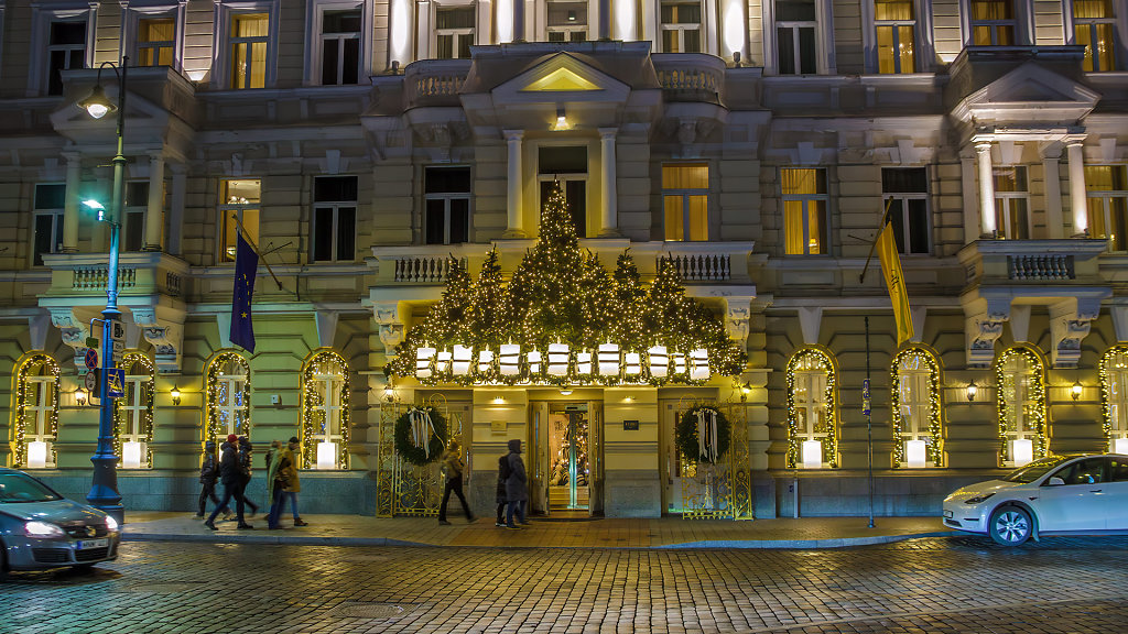 20241206-211925-VNO-0939-Verbessert-RR.jpg
