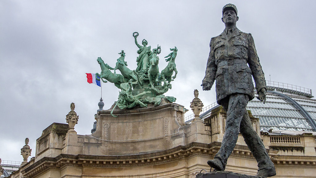 Grand Palais / Charles de Gaulle