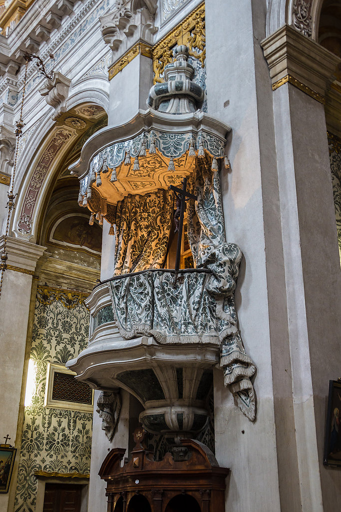 VCE-1249.jpg