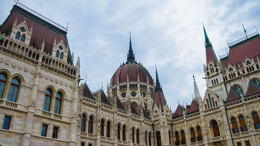  Parlamentsgebäude / Országház
