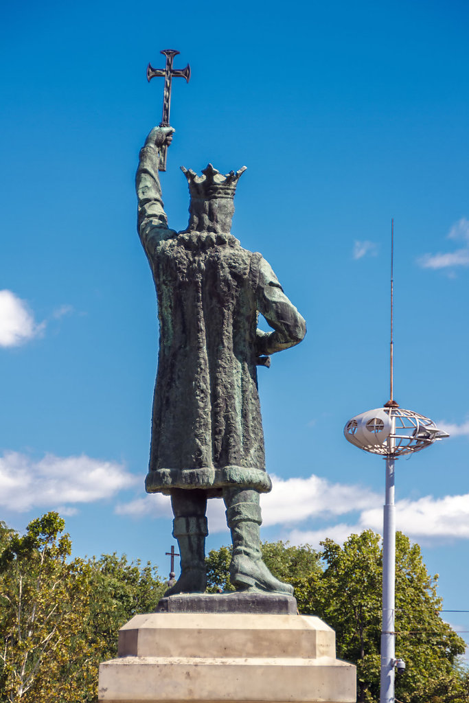 Statue von Ștefan cel Mare și Sfînt