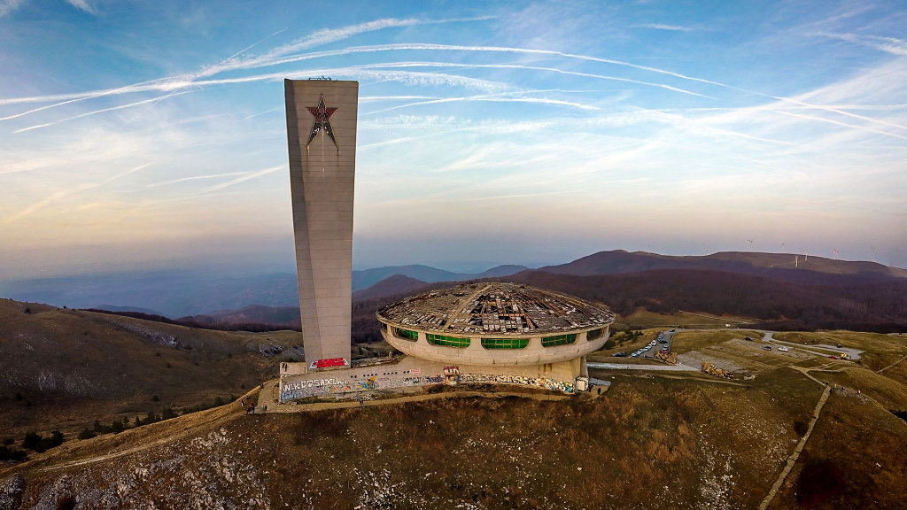  Buzludzha Monument - Паметникът на Бузлуджа 