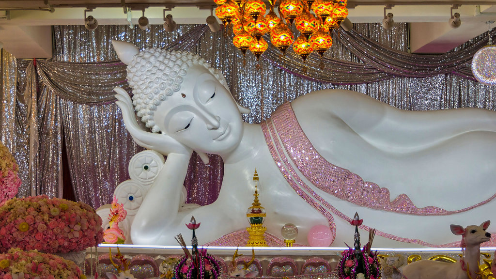 Wat Phra That Pha Sorn Kaew