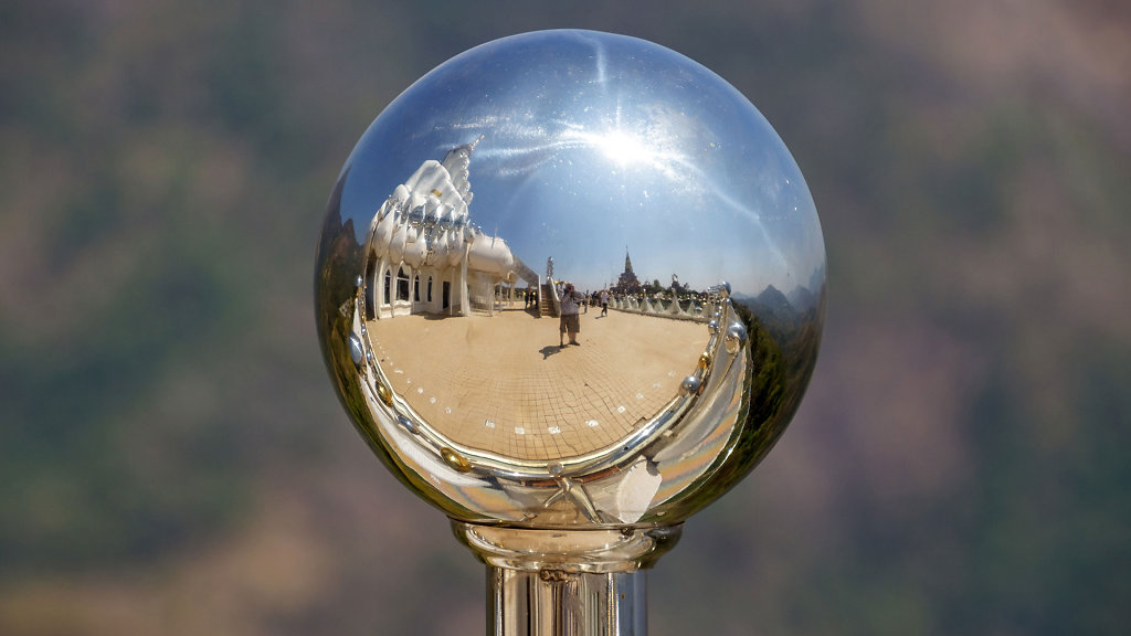 Wat Phra That Pha Sorn Kaew