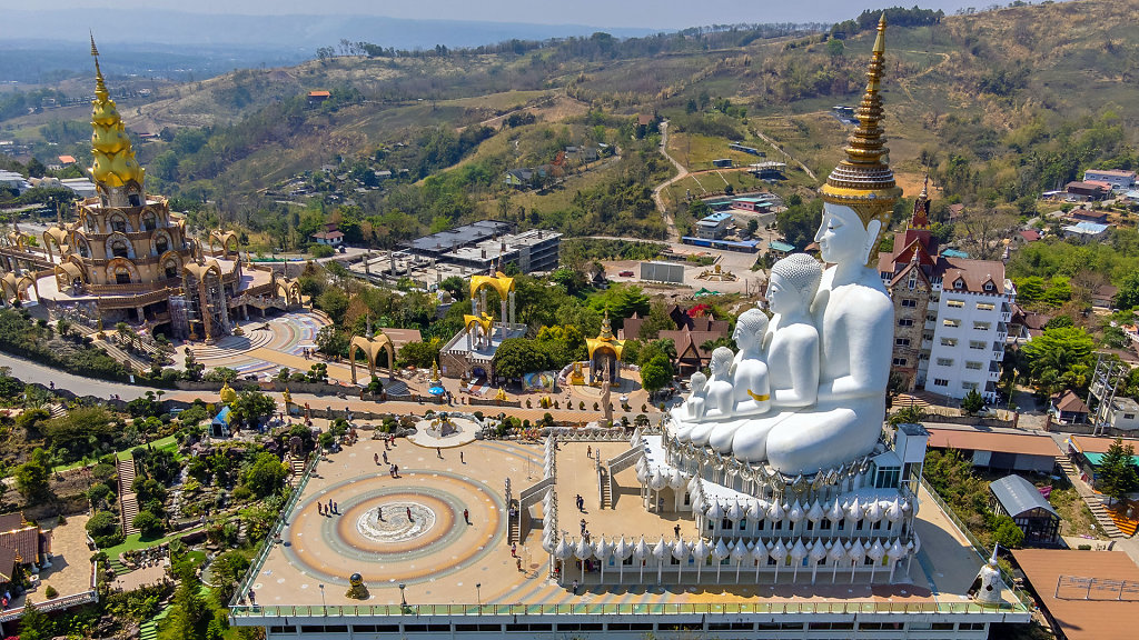 Wat Phra That Pha Sorn Kaew