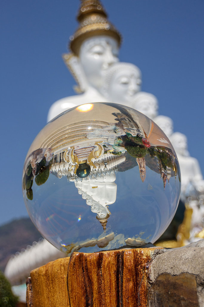 Wat Phra That Pha Sorn Kaew