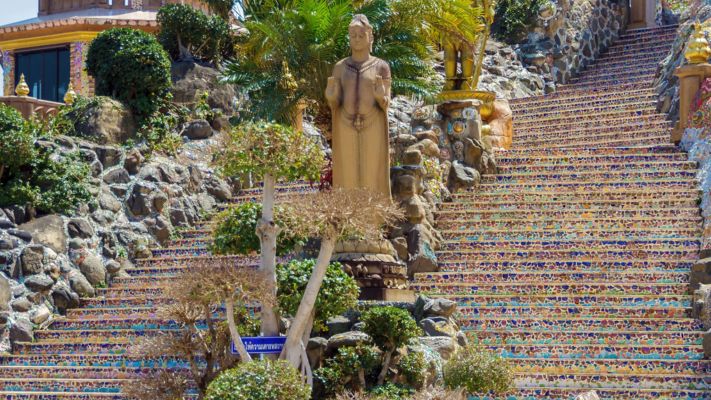 Wat Phra That Pha Sorn Kaew