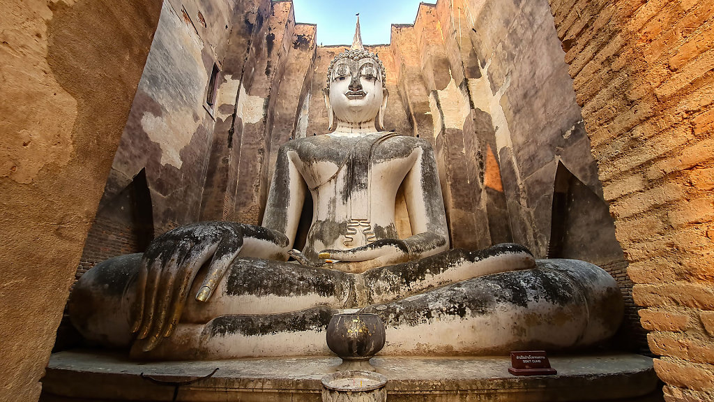 Wat Si Chum // วัดศรีชุม (พระอจนะ) สุโขทัย