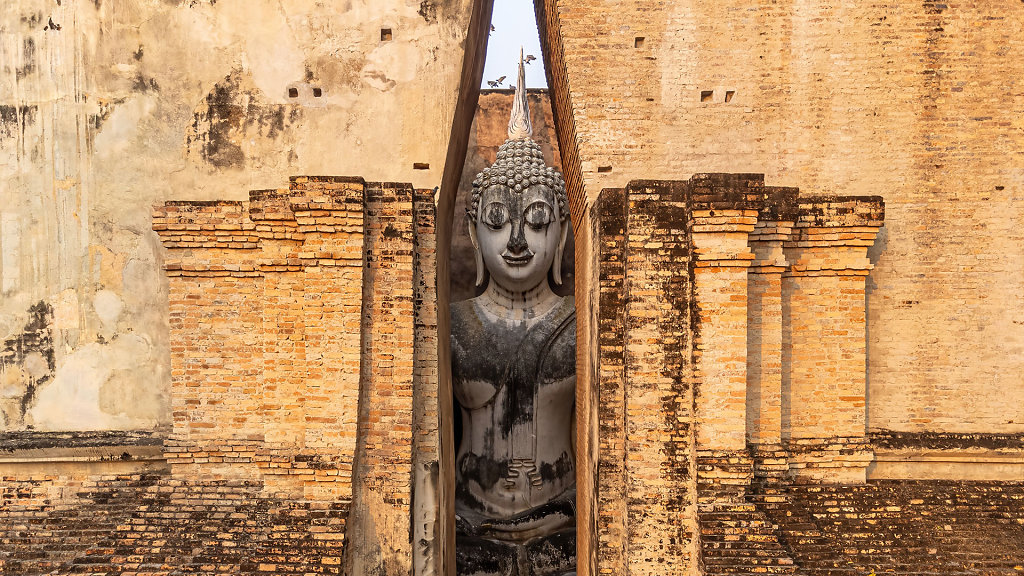 Wat Si Chum // วัดศรีชุม (พระอจนะ) สุโขทัย
