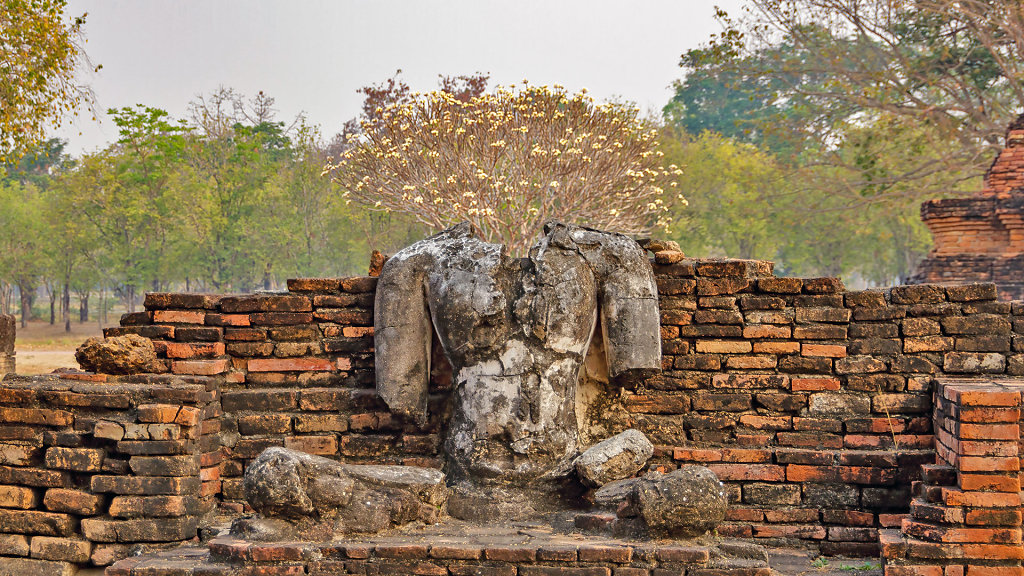 Wat Phra Phai Luang // โบราณสถานวัดพระพายหลวง