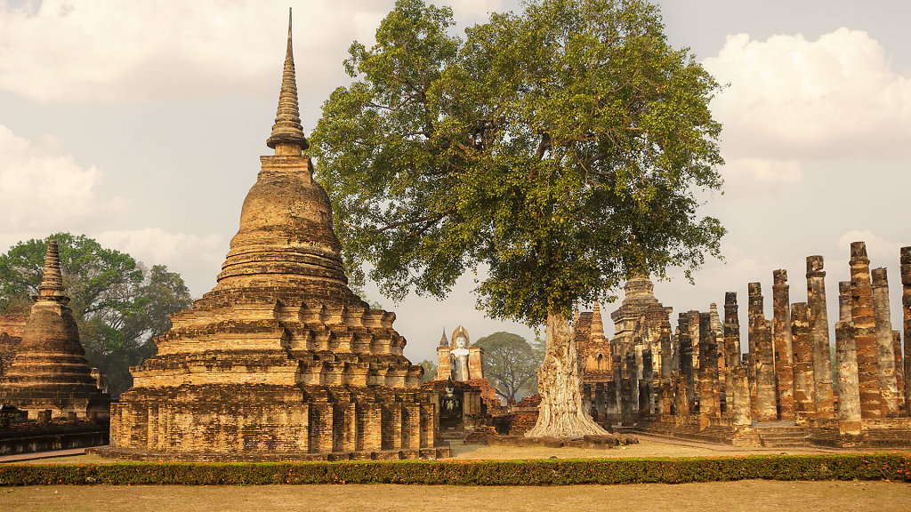 Wat Mahathat วัดมหาธาตุ สุโขทัย//