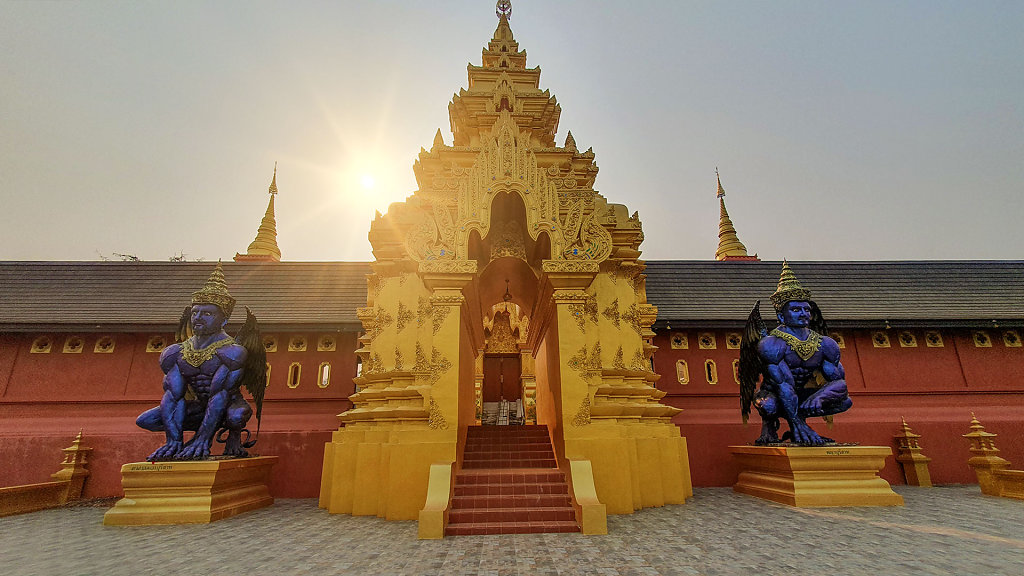 Wat Doi Prachan Mae Tha // วัดพระธาตุดอยพระฌาน