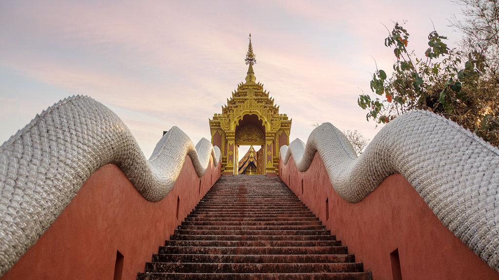 Wat Doi Prachan Mae Tha // วัดพระธาตุดอยพระฌาน