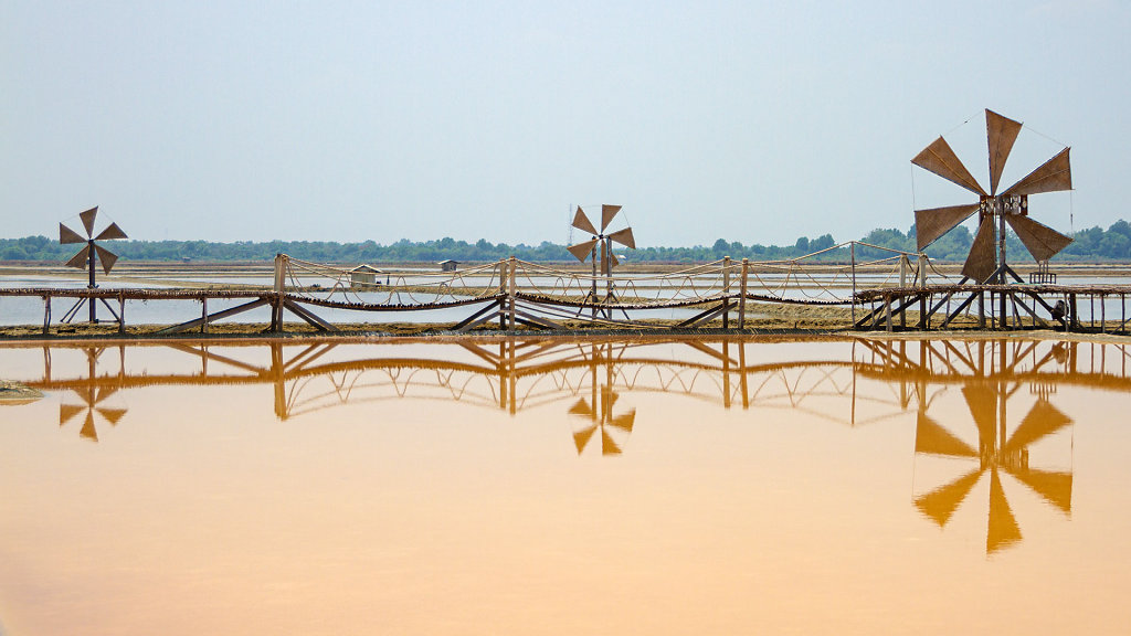 Salt Harvesting Farm // ยุ้งเกลือ - บ้านแหลม
