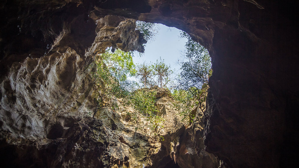 Tham Khao Luang // ถ้ำเขาหลวง