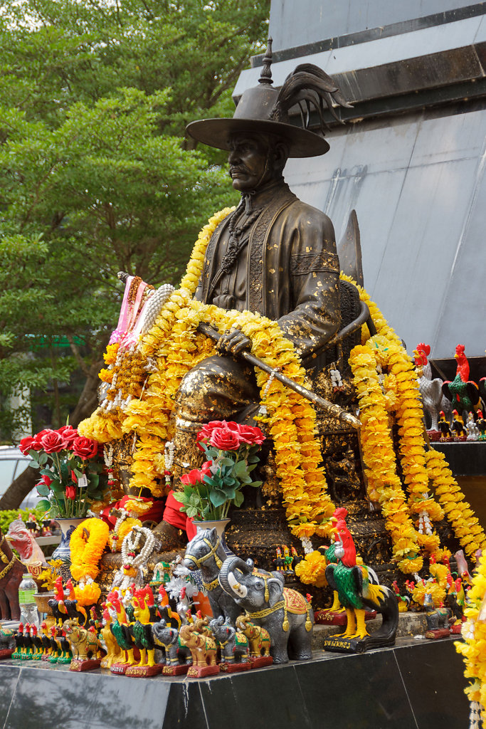 Wat Huay Mongkol // วัดห้วยมงคล