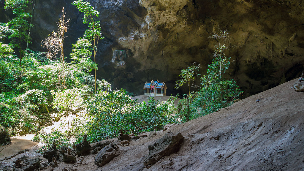 Phraya-Nakhon-Cave // ถ้ำพระยานคร