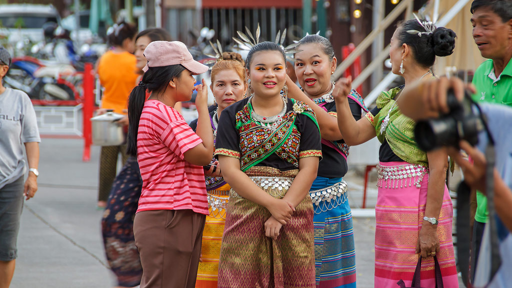 Takuapa River Market
